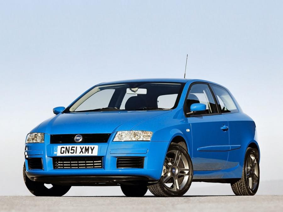  Fiat Stilo Abarth 3-Door 2001 года  (UK) (фото 12 из 12)